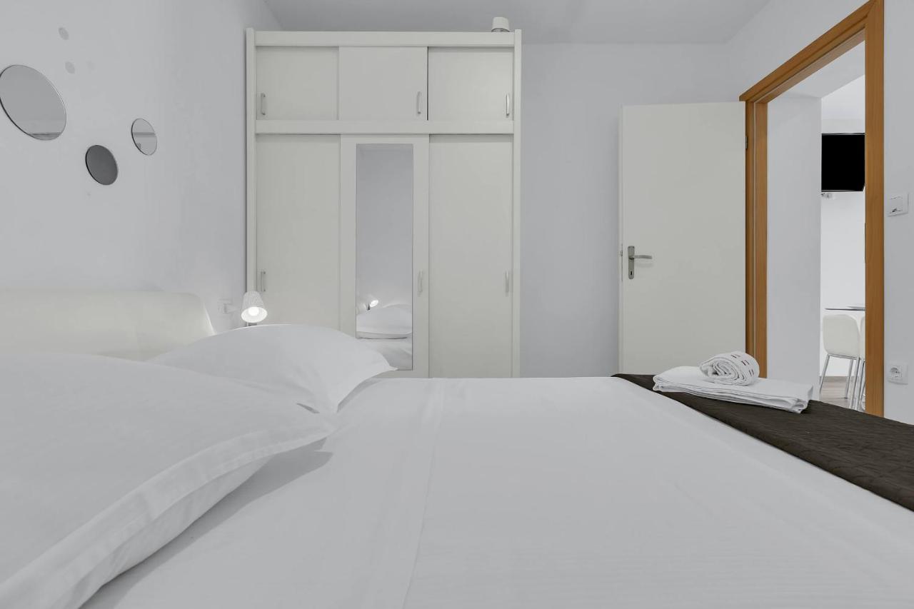 Sunny Garden Apartments Ana Makarska Eksteriør billede